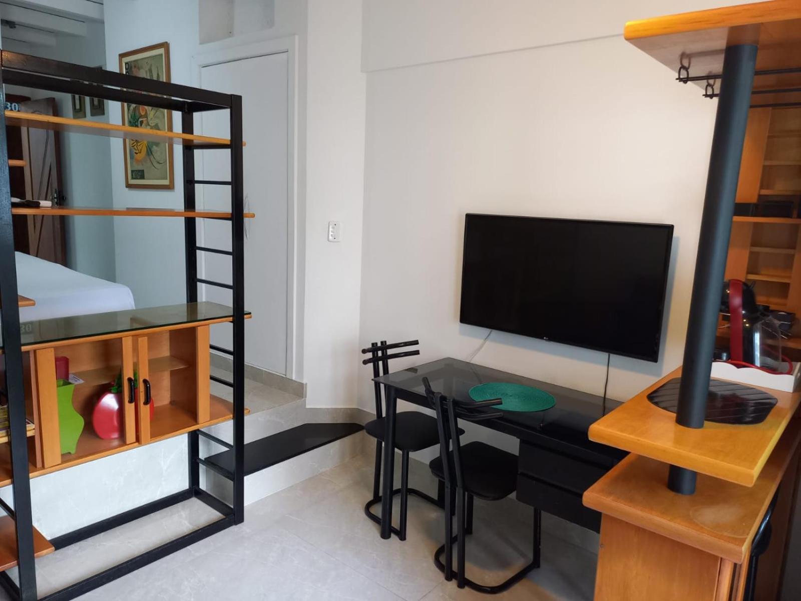 Flat Recem Reformado - Excelente Localizacao - Ssaparts Brasll Salvador Bagian luar foto